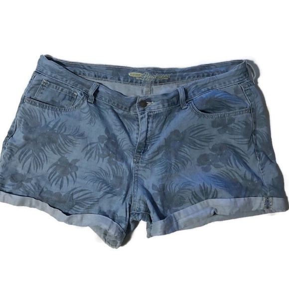 Old Navy Pants - Old Navy Boyfriend cut Palm tree jean short